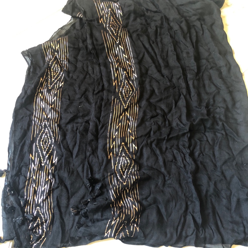 NWOT Stella & Dot Westwood Tassel Scarf